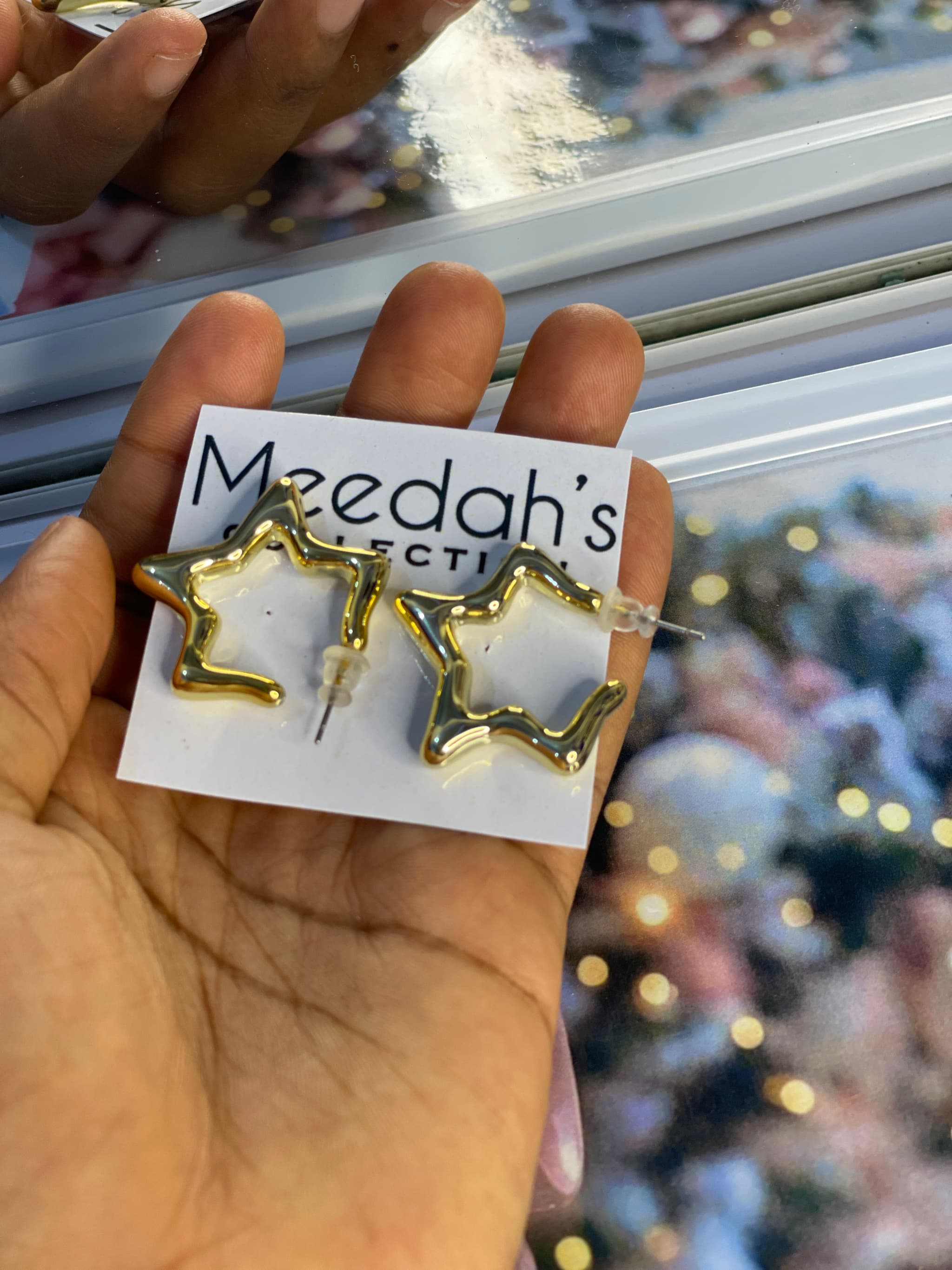 Jewelries